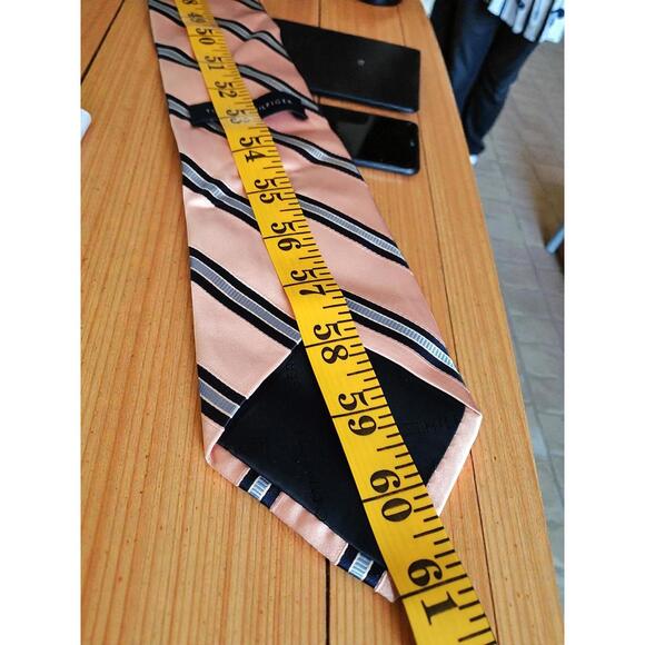 Tommy Hilfiger 100% Silk Striped Tie Peach and Black - Picture 4 of 4
